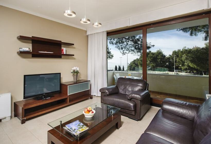 هتل The Residence Apart