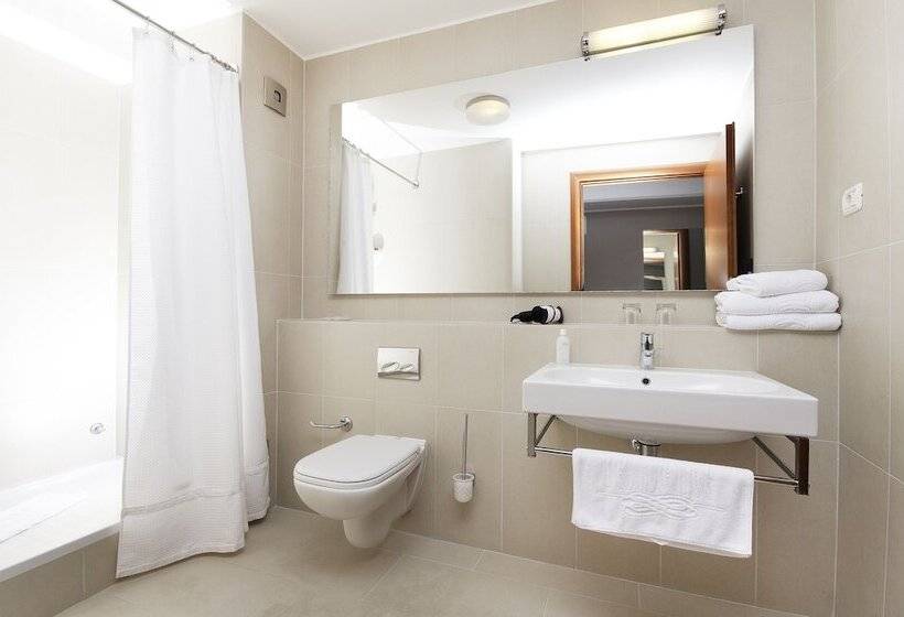 هتل The Residence Apart