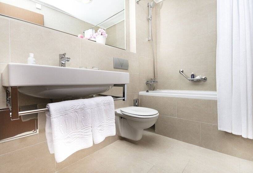 هتل The Residence Apart