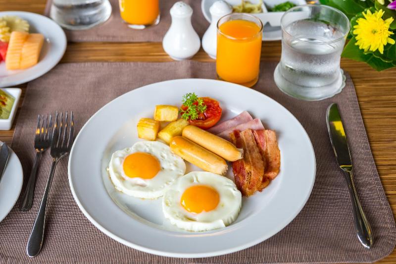 هتل Tinidee Golf Resort Phuket   Sha Extra Plus