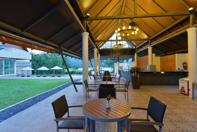 هتل Tinidee Golf Resort Phuket   Sha Extra Plus