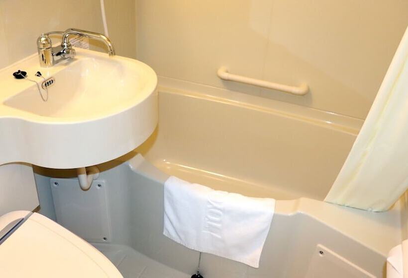 Fotos del hotel Toyoko Inn Tokyo Shinagawa Aomono-yokocho-eki:  2