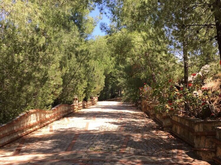 هتل Villa Symbola