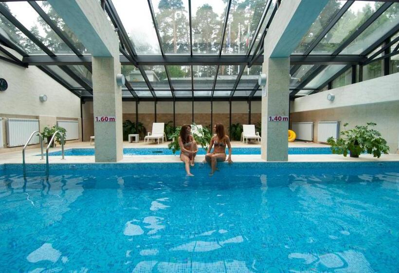 Radina's Way Hotel