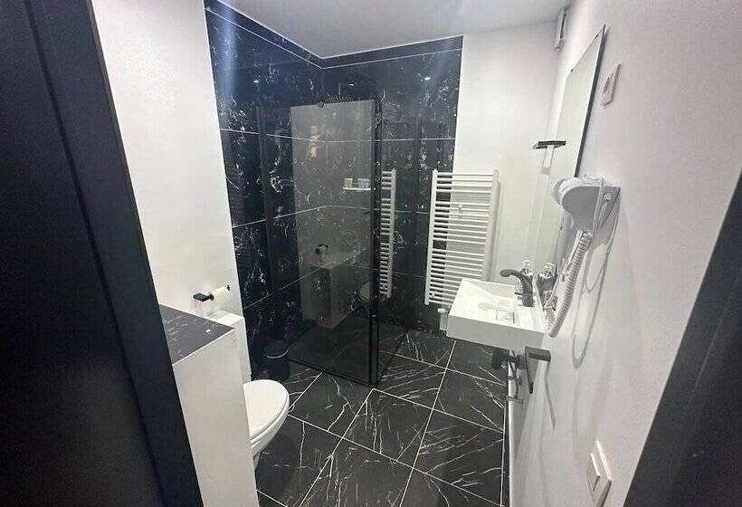 پانسیون Bed Collège