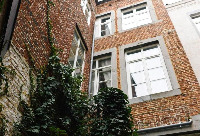 پانسیون Bed Collège