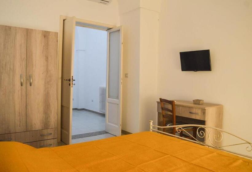 بنسيون Borgo Greci