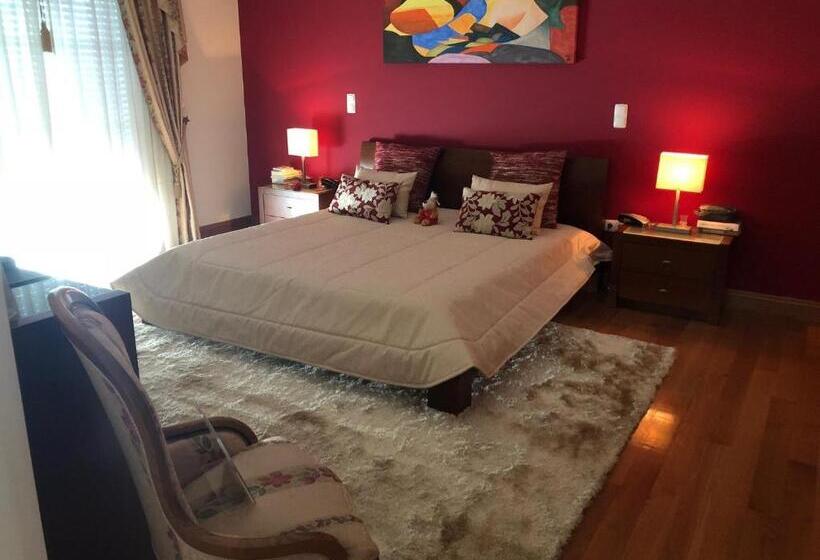 تختخواب و صبحانه Solar Da Serra Guesthouse