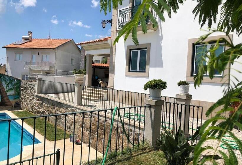 تختخواب و صبحانه Solar Da Serra Guesthouse