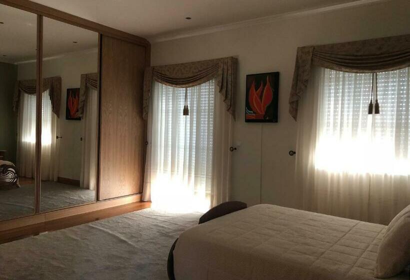 تختخواب و صبحانه Solar Da Serra Guesthouse