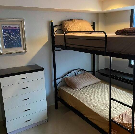 Jomtien Beach Hostel & Guesthouse