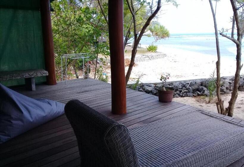 فندق صغير Castaway Surf Retreat 1
