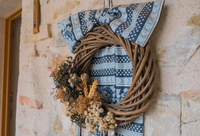تختخواب و صبحانه Casa 1885