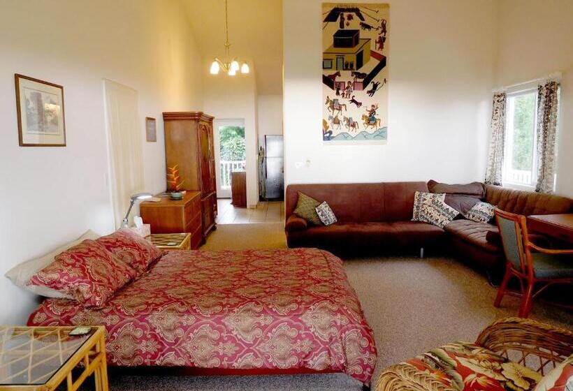 پانسیون Bears  Place Guest House