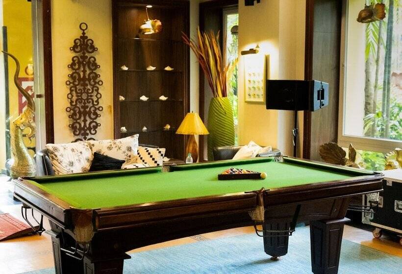 Fenicia Riverside Resort