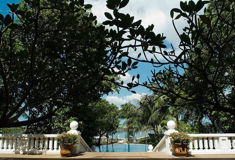 هتل Avillion Admiral Cove
