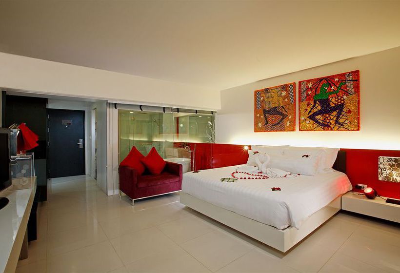 هتل Blay Tong Beach Resort