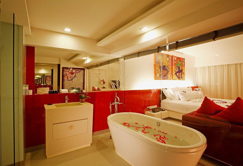 هتل Blay Tong Beach Resort
