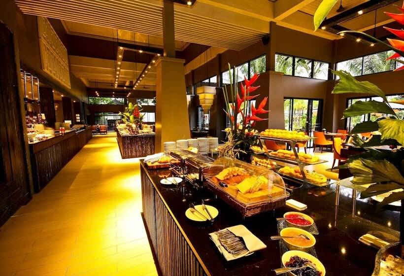هتل Beyond Khaolak