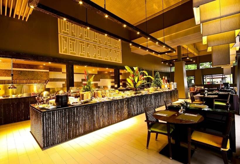 هتل Beyond Khaolak