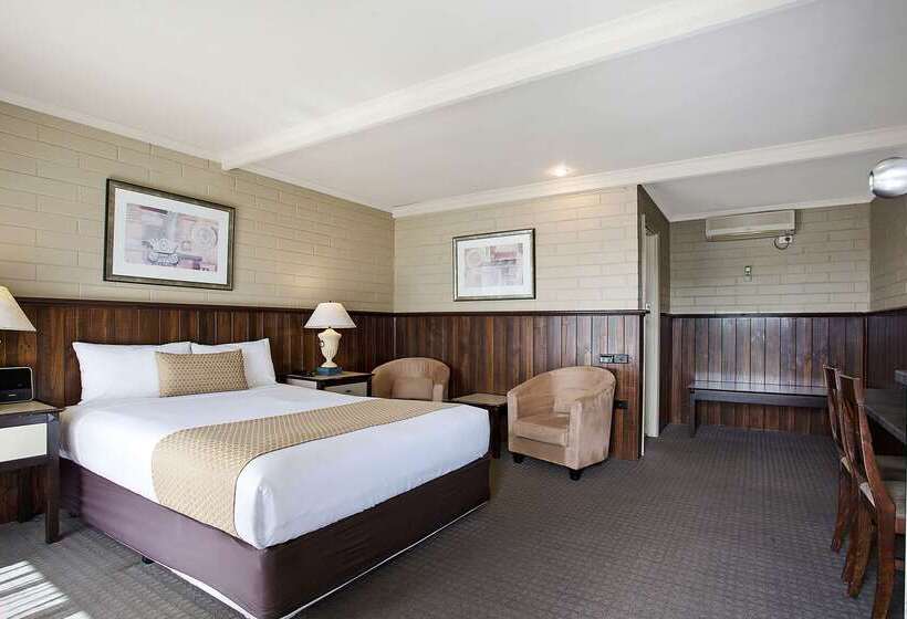 Hotel Comfort Inn On Raglan