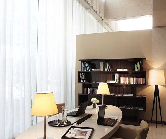 هتل Courtyard By Marriott Shanghai Jiading