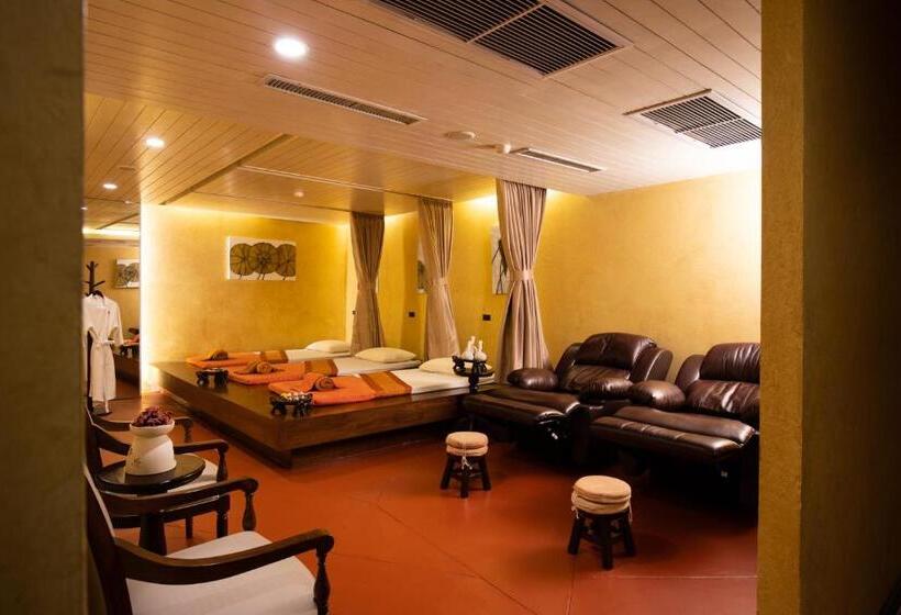 فندق De Chai Colonial  & Spa