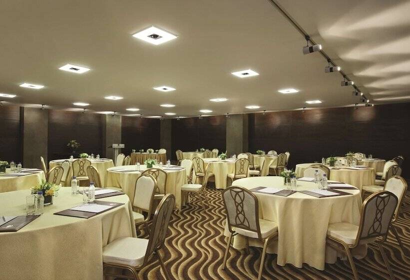 בית מלון כפרי Doubletree By Hilton  Aqaba