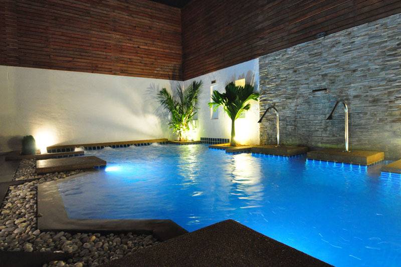 هتل Forty Winks Phuket