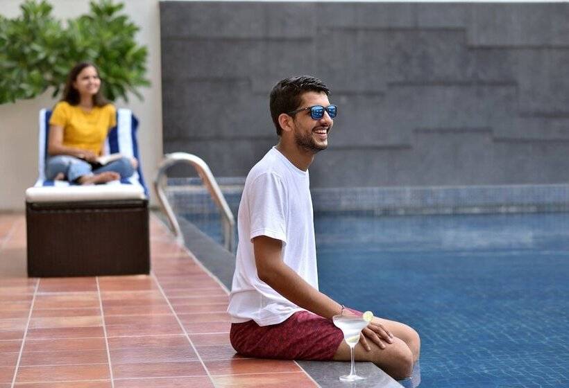 בית מלון כפרי Four Points By Sheraton Jaipur, City Square