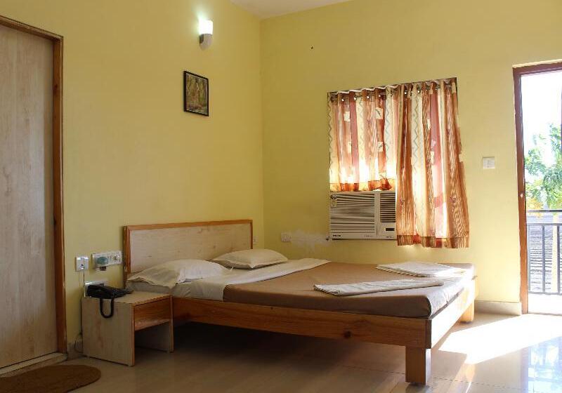هتل Gir Jungle Lodge