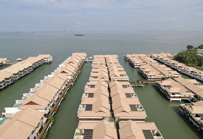 هتل Grand Lexis Port Dickson