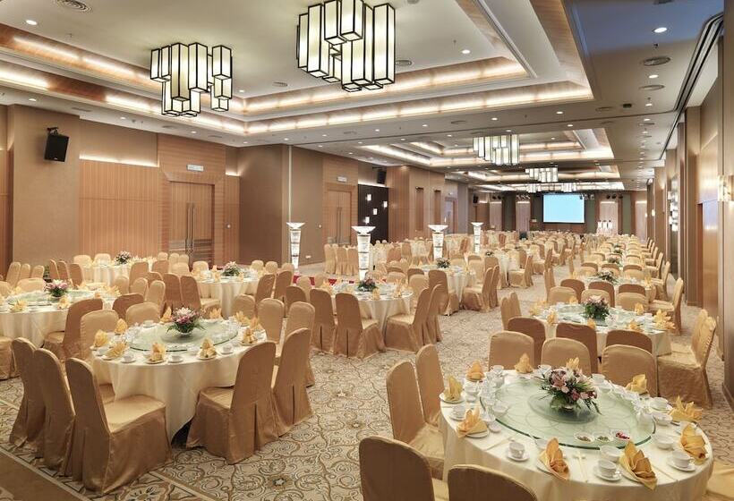 هتل Grand Lexis Port Dickson