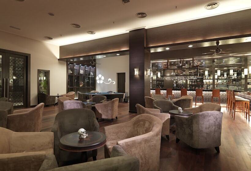هتل Grand Lexis Port Dickson