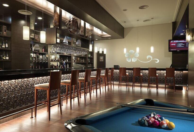هتل Grand Lexis Port Dickson