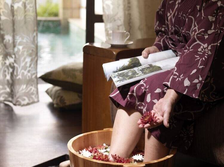 هتل Grand Lexis Port Dickson