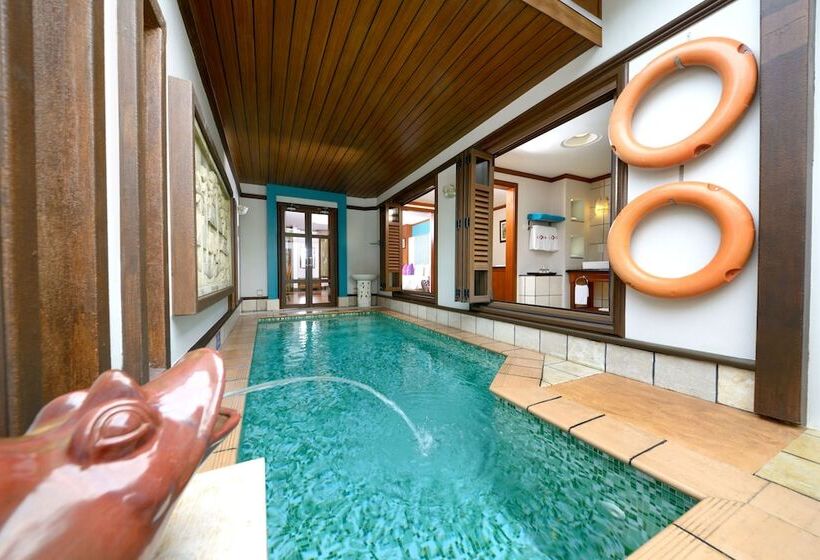 هتل Grand Lexis Port Dickson