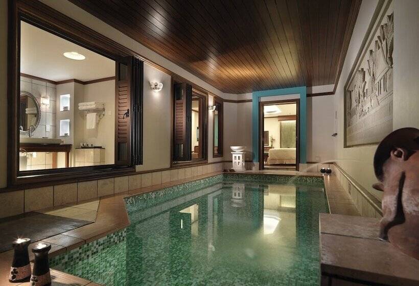 هتل Grand Lexis Port Dickson