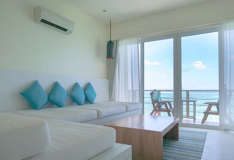 Hotel Holiday Inn Resort Kandooma Maldives  Kids Stay & Eat Free