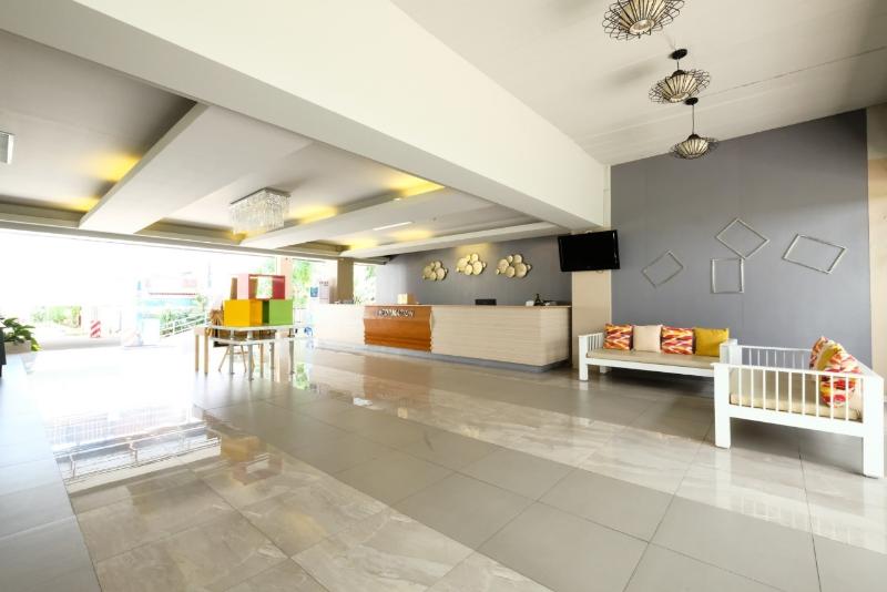 هتل Jomtien Plaza Residence