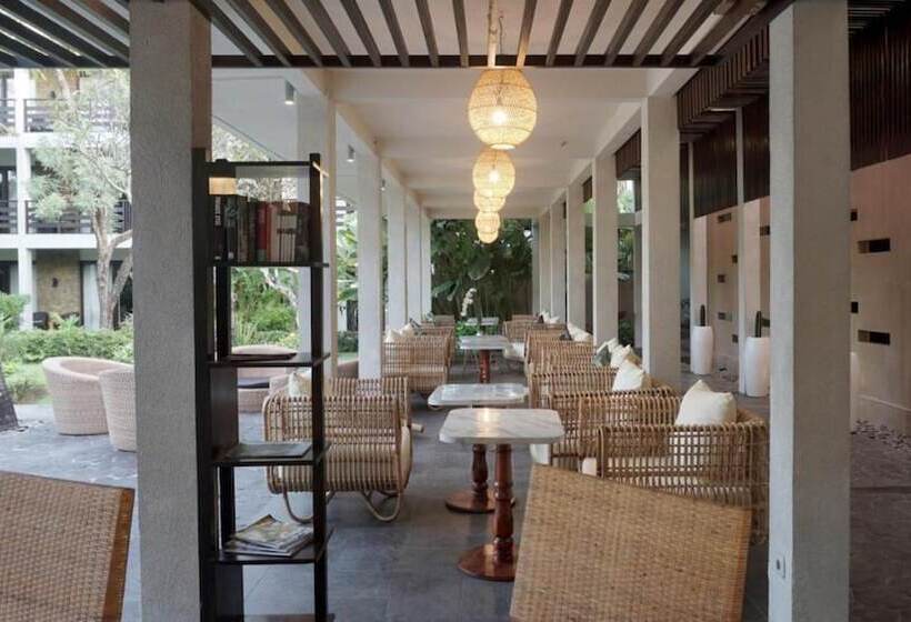 هتل Kokonut Suites