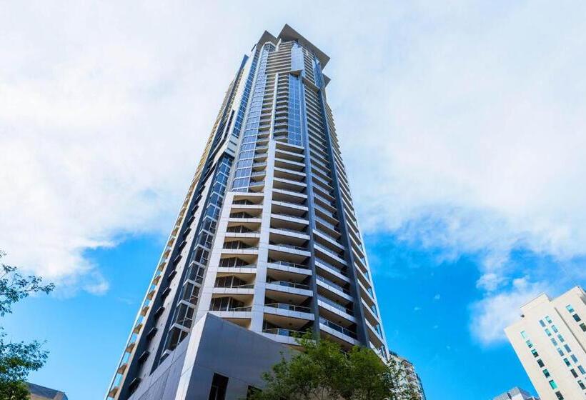 هتل Mantra On Mary