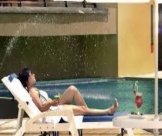 Fotos del hotel Marbella Suites Bandung:  9