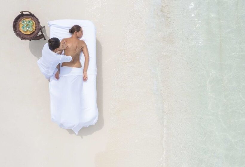 هتل Naladhu Private Island Maldives   Special Offer On Transfer Rates For Summer 2024