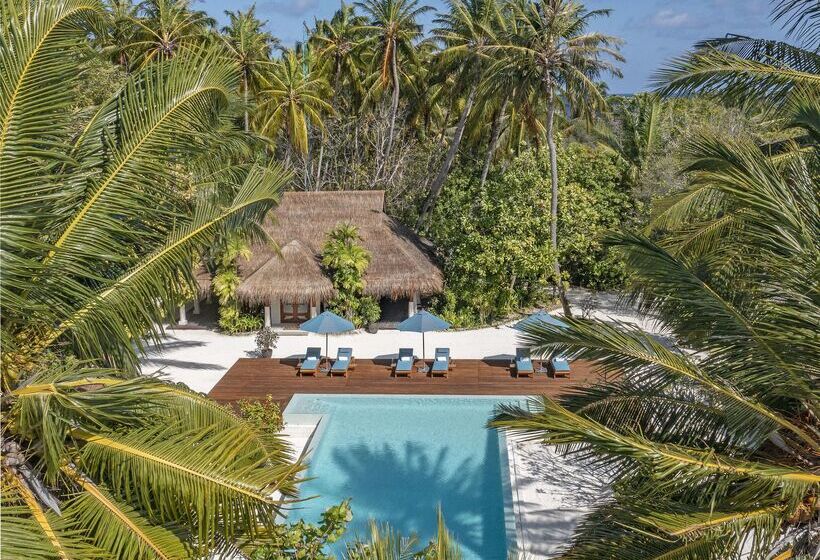هتل Naladhu Private Island Maldives   Special Offer On Transfer Rates For Summer 2024