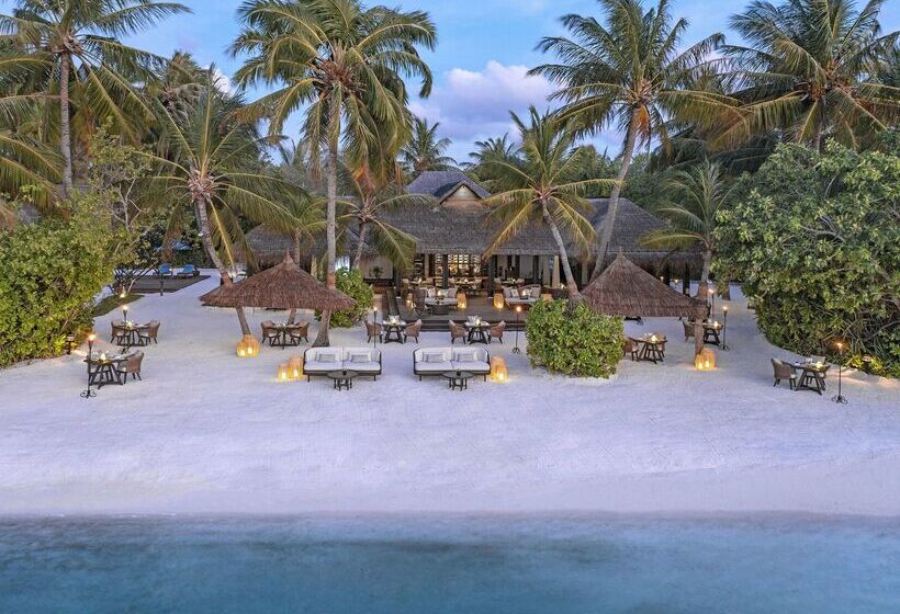 هتل Naladhu Private Island Maldives   Special Offer On Transfer Rates For Summer 2024
