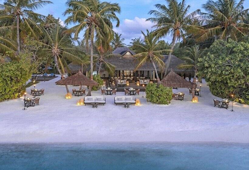 هتل Naladhu Private Island Maldives   Special Offer On Transfer Rates For Summer 2024