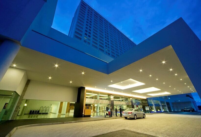 Hotel Pullman Kuching