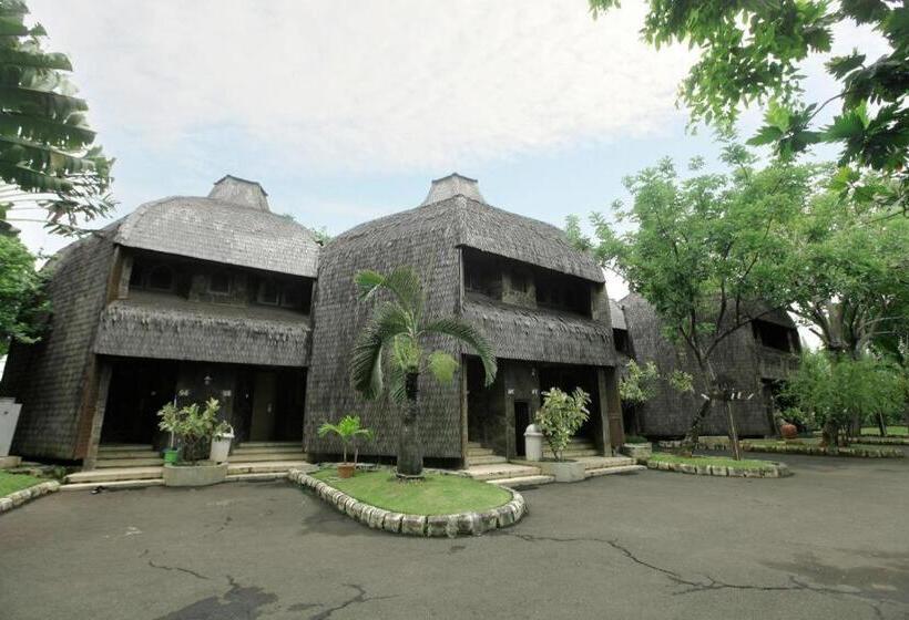 هتل Putri Duyung Ancol