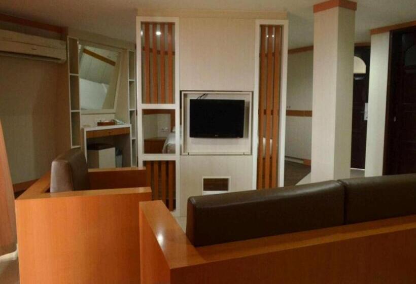 هتل Putri Duyung Ancol